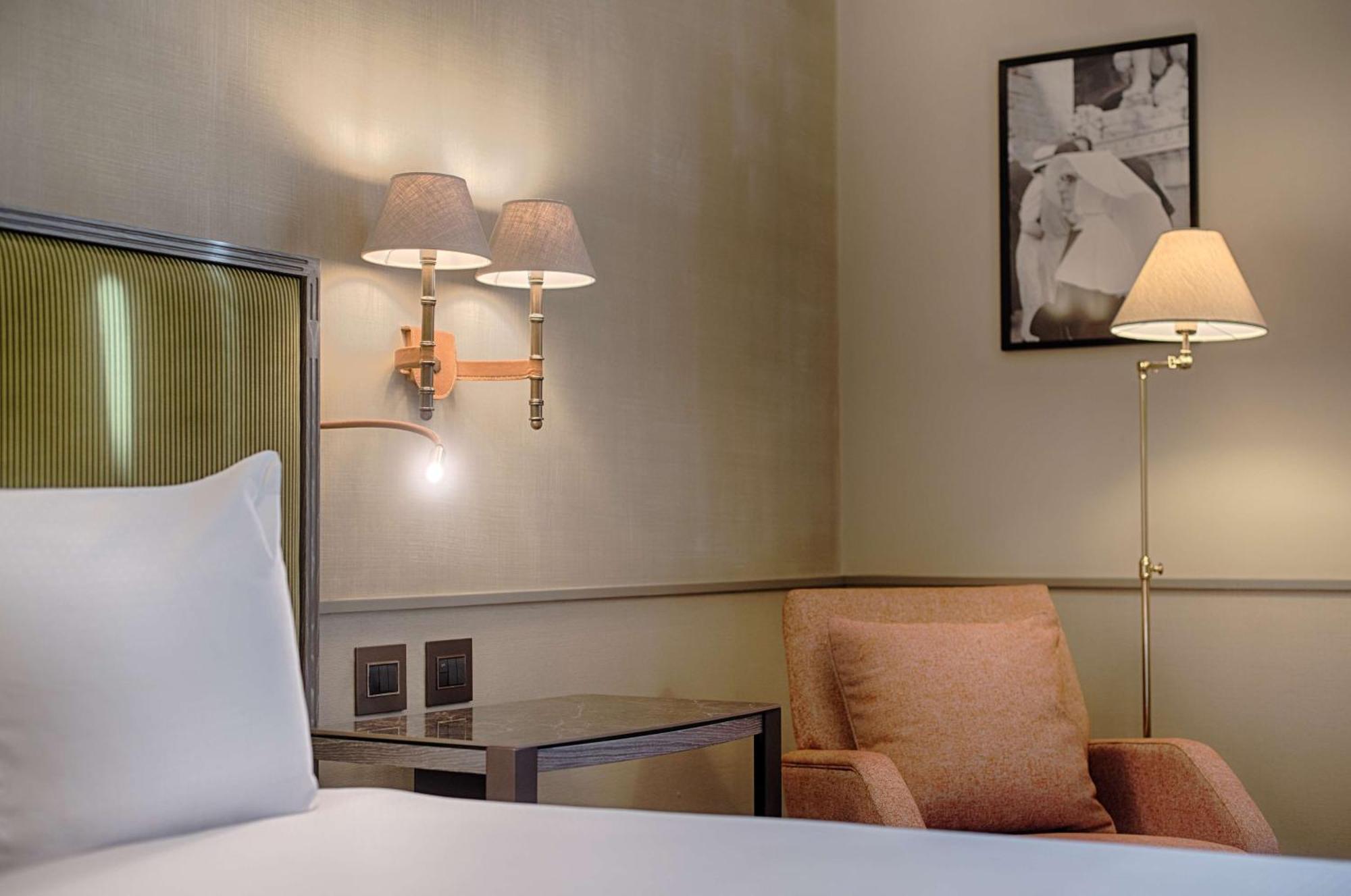 Tivoli Palazzo Gaddi Firenze Hotel Buitenkant foto A room at the hotel