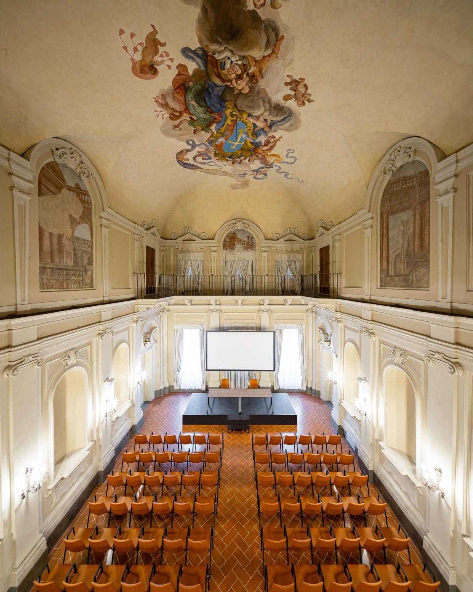 Tivoli Palazzo Gaddi Firenze Hotel Buitenkant foto The interior of the main hall