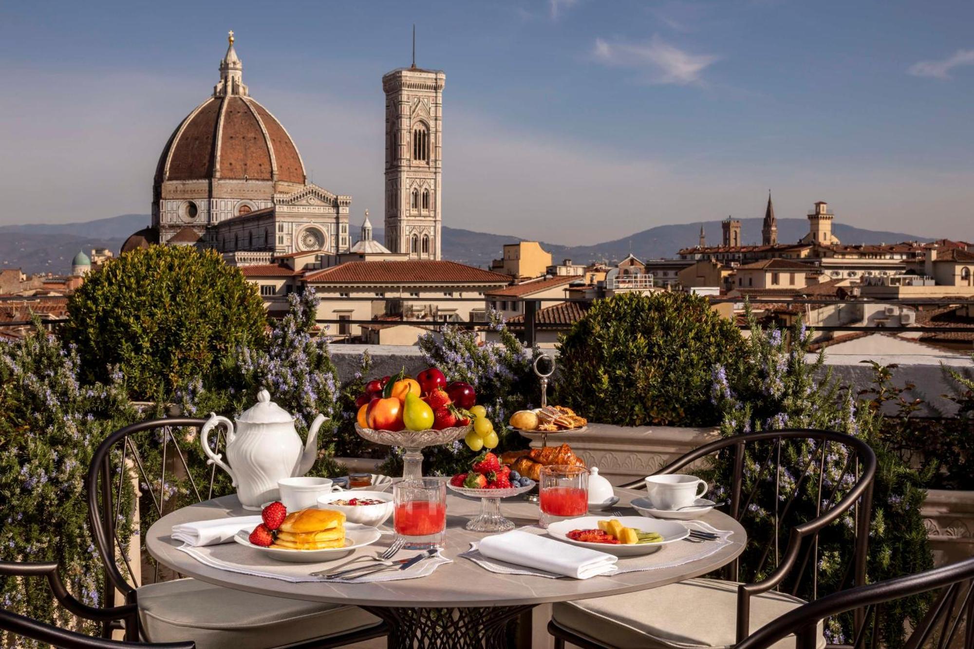 Tivoli Palazzo Gaddi Firenze Hotel Buitenkant foto Breakfast at the Hotel