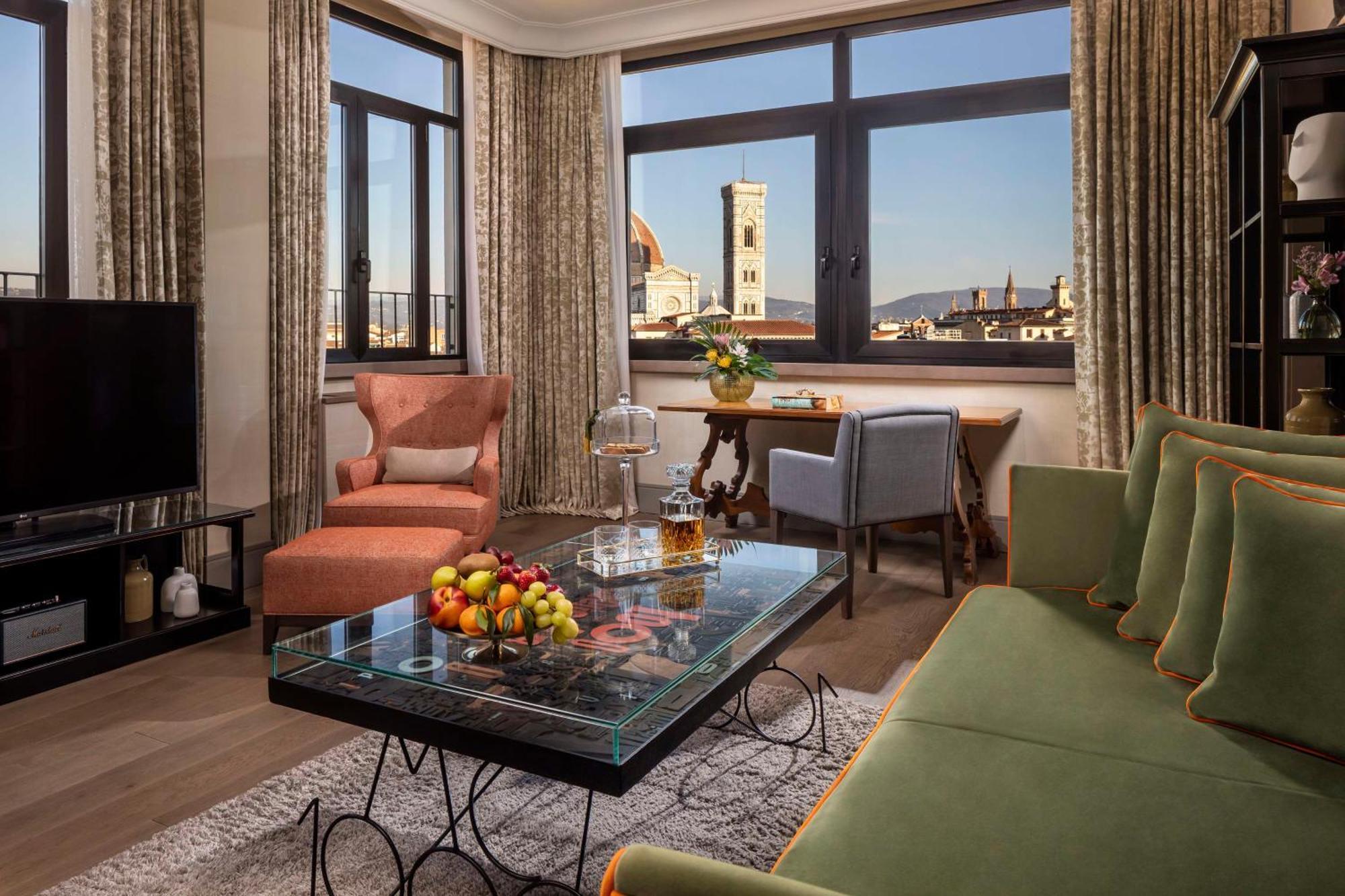 Tivoli Palazzo Gaddi Firenze Hotel Buitenkant foto A suite at the hotel